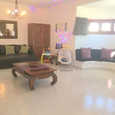 Villa Victoria