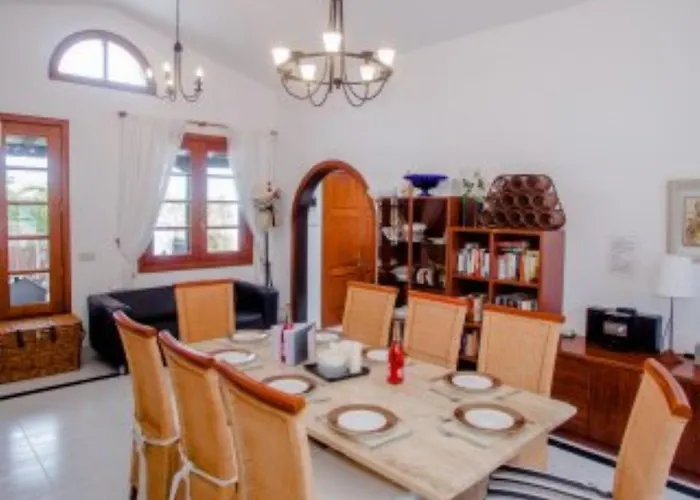 Villa Victoria Costa Teguise