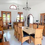 Victoria Villa Costa Teguise